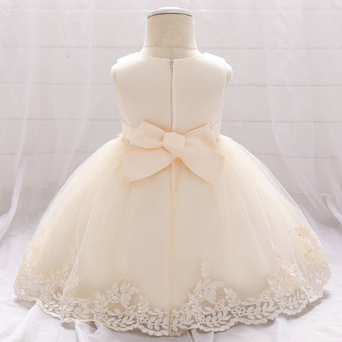 Baby girl one year old net yarn princess dress
