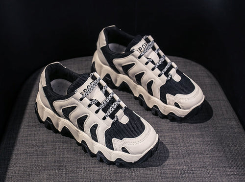 Urban teen Red retro design on white no tying sports shoe