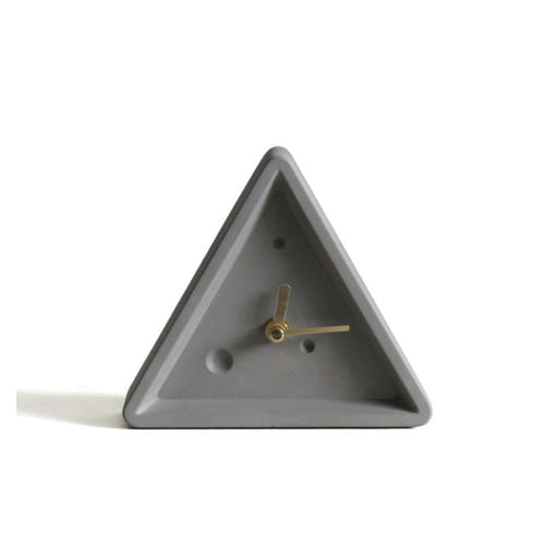 Concrete table clock