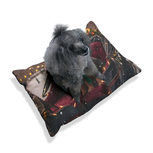 Holiday Carriage Pet Bed