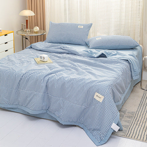 Machine Washable Printed Summer Quilt Four-piece Bedding Set