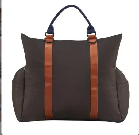 Multifunction Dog Car seat Luxury Dog Travel Bed Outdoor Pet Carrier bags Booster Seat with Safety dog Leash in side