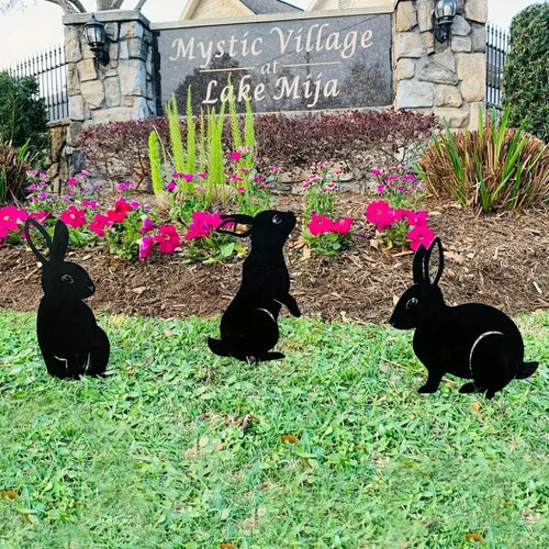 Rabbit Art Sculpture – Hollow Wrought Iron Figurines, Dust Proof and Realistic Rabbit/Squirrel for Garden, Home, and Yard