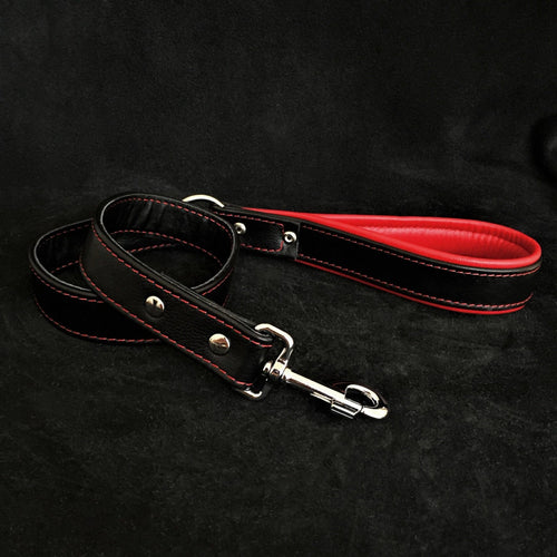 Black soft leather dog leash by Bestia