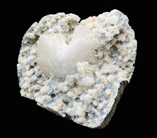 Fabulous Huge Heulandite Crystal on Chalcedony – Exceptionally Terminated Indian Zeolite Specimen from Jalgaon DK35