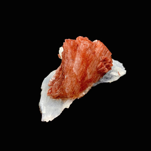 Rare Reddish Heulandite on Chalcedony Matrix – Raw Indian Zeolite Crystal from Jalgaon DK99