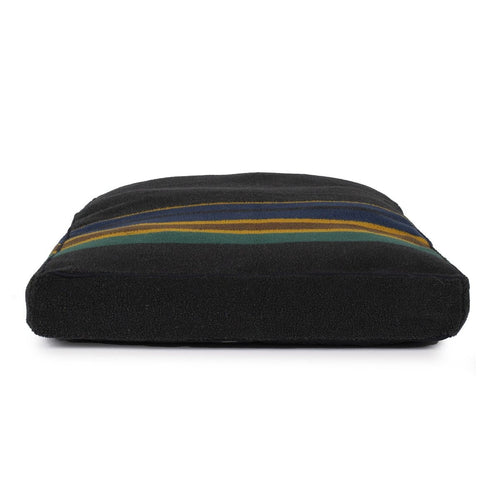 Pendleton Vintage Camp Oxford Black Pet Napper Berber Dog Bed