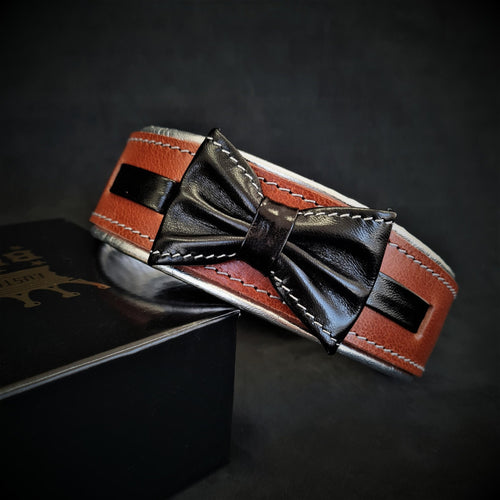 The Bowtie collar brown