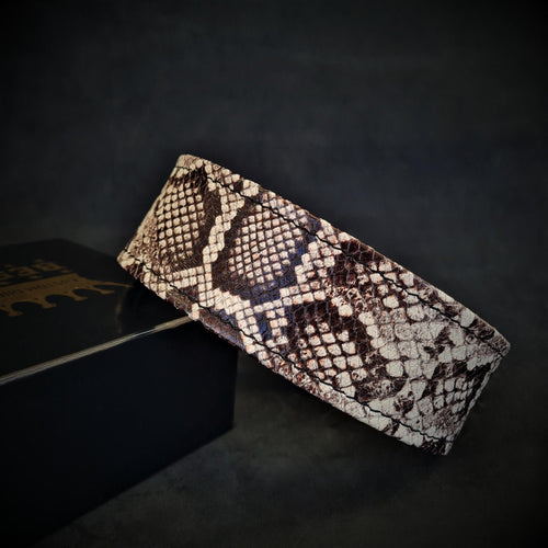 The ''Rock Python'' collar - eye catching design